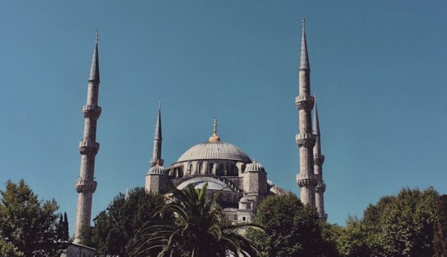 Discover the Timeless Beauty of Istanbul with Shahin Tour!